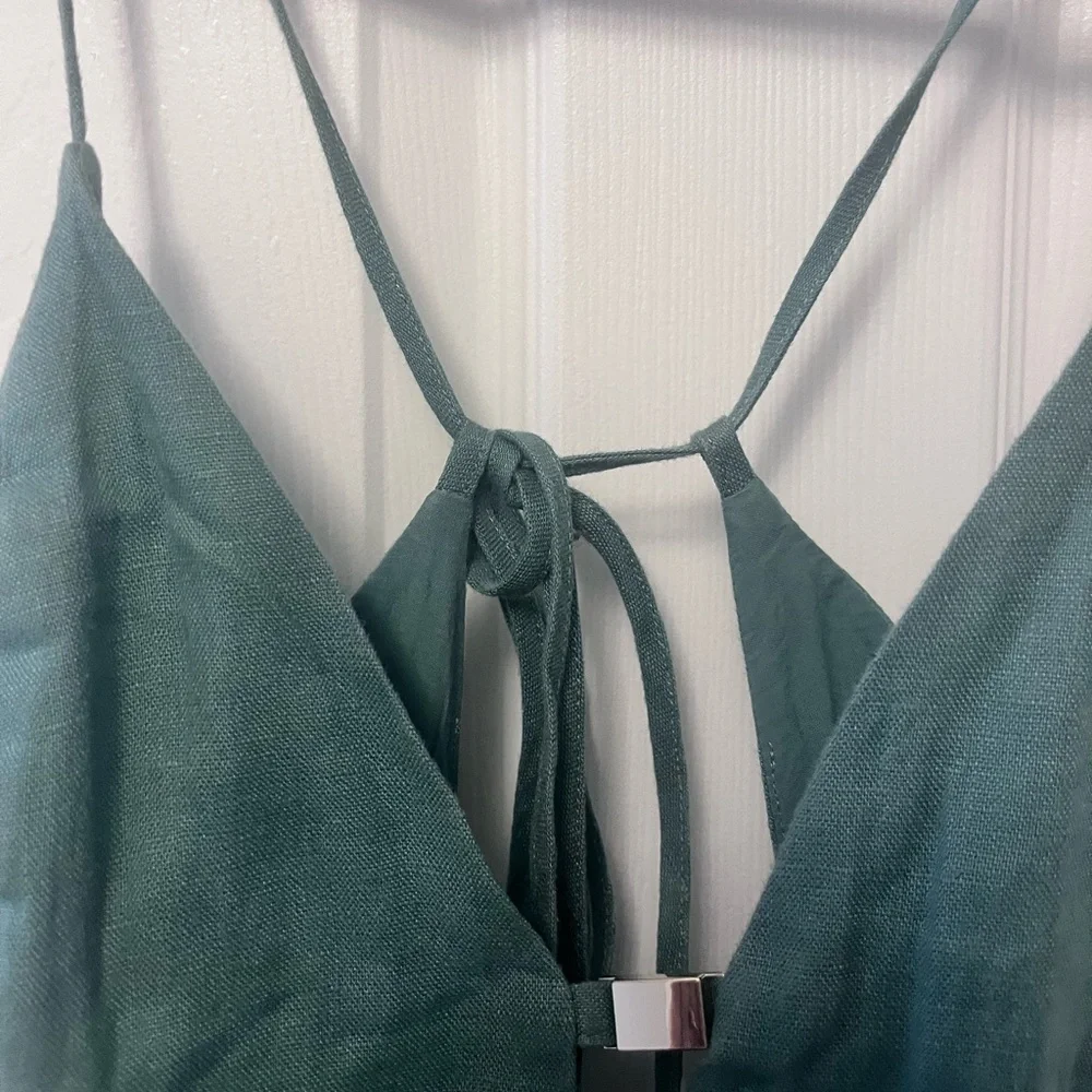 Women's Premium Linen Cutout Midi Dress - Picture 7 of 12